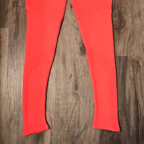 NUX One By One Leggings - Picture 9 of 10